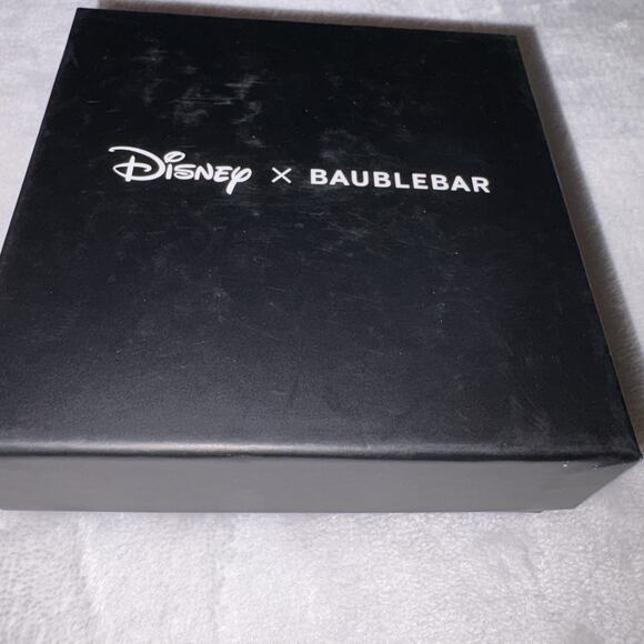 DISNEY X BAUBLEBAR Mickey Mouse Crystal Sparkle Gold-Tone Heart Stud Earrings - Picture 4 of 5